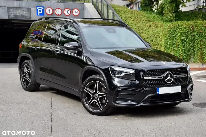 Mercedes-Benz Glb 2025 photo 3