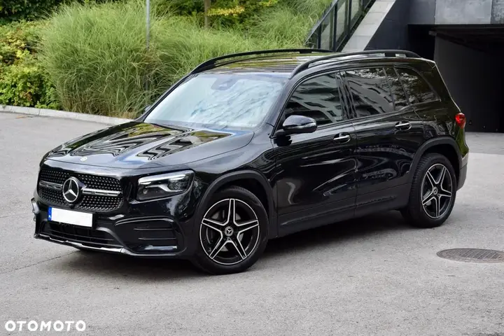 Mercedes-Benz Glb 2025 photo 2