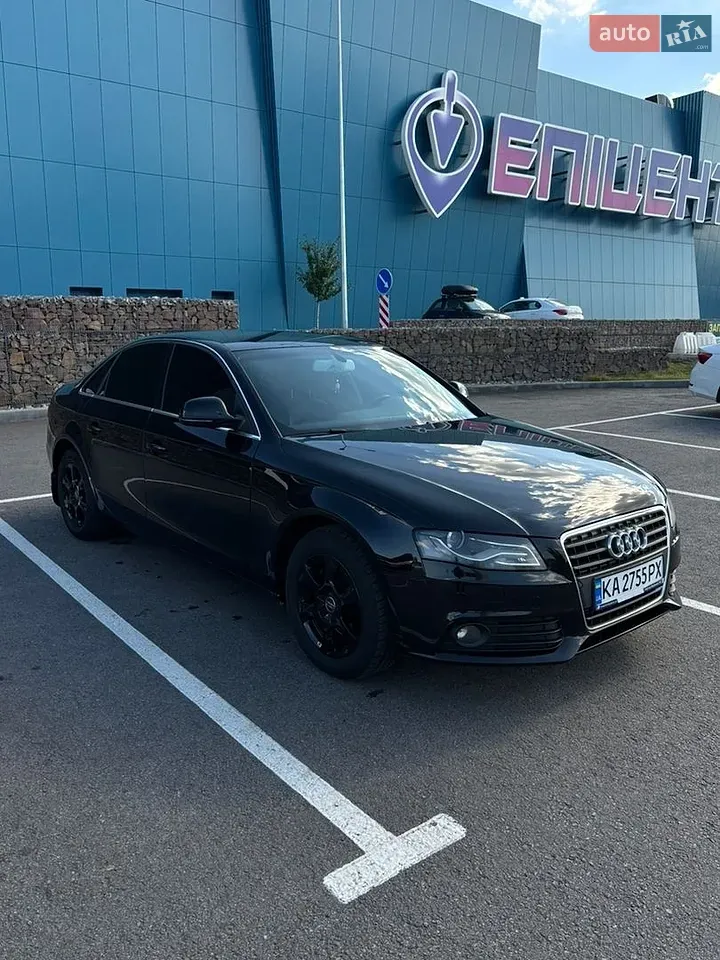 Audi A4 2008 photo 2