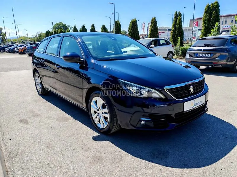 Peugeot 308 2019 photo 3