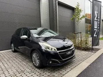 Peugeot 208 2017 photo 3