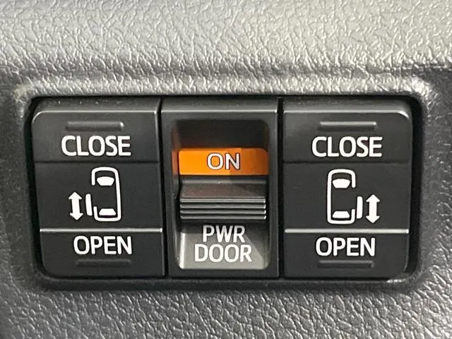Toyota Sienna G 2015 photo 3