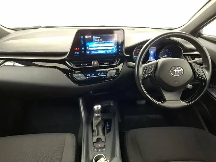 Toyota C-Hr 2019 photo 3