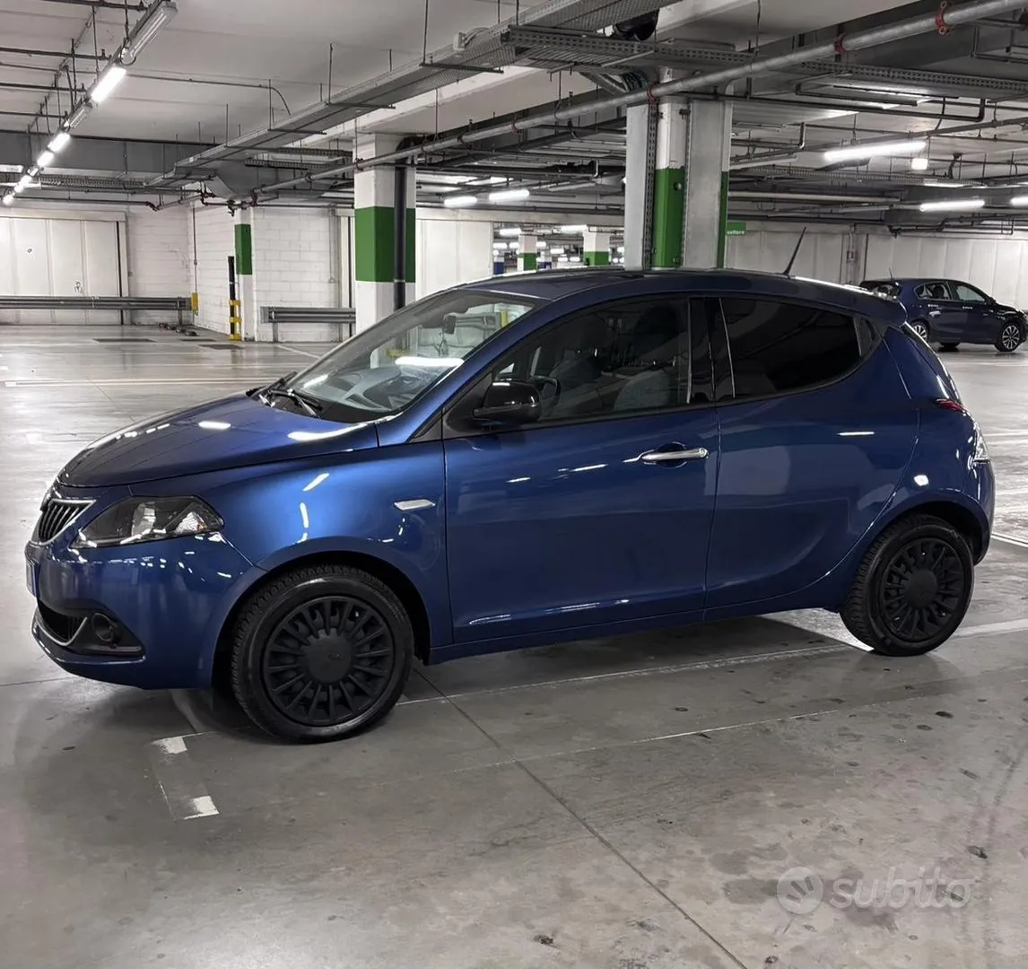 Lancia Ypsilon 2022 photo 3