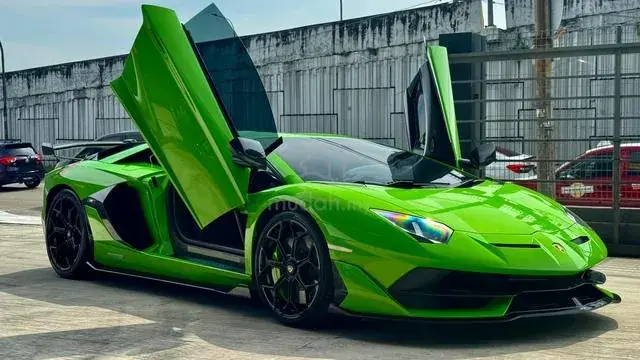 Lamborghini Aventador