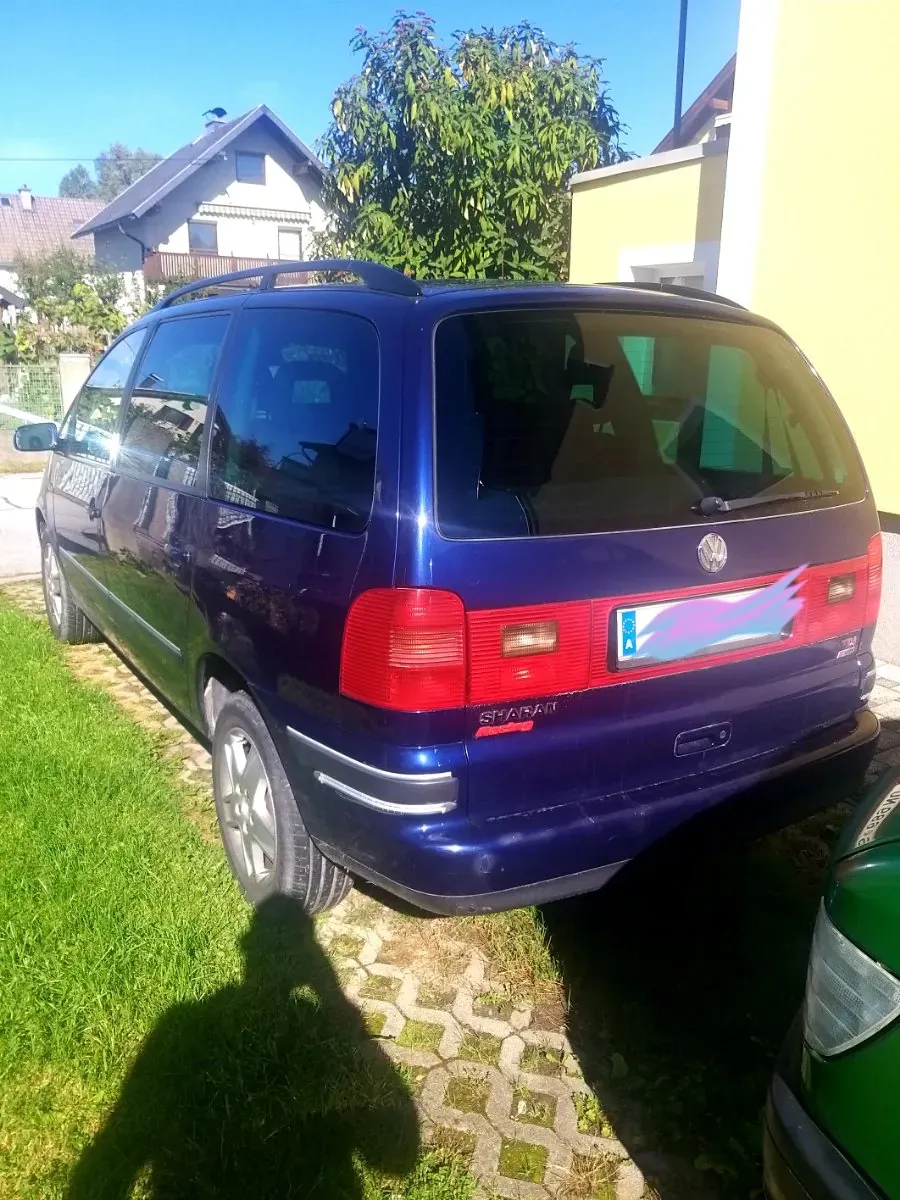 Volkswagen Sharan 2003 photo 2