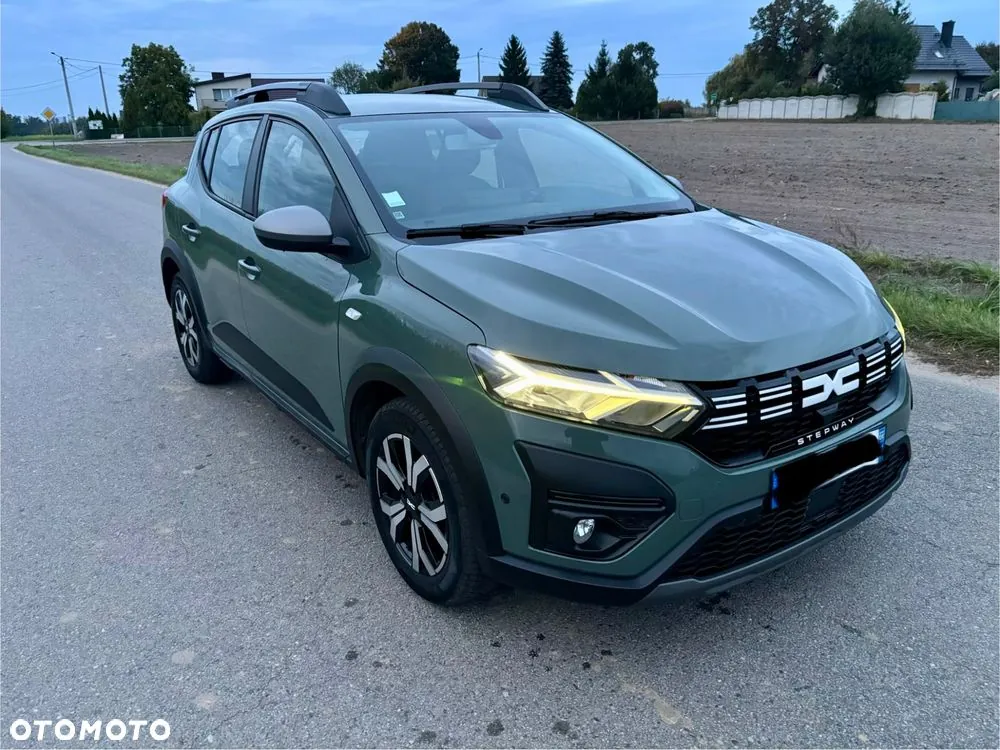 Dacia Sandero Stepway 2023 photo 2