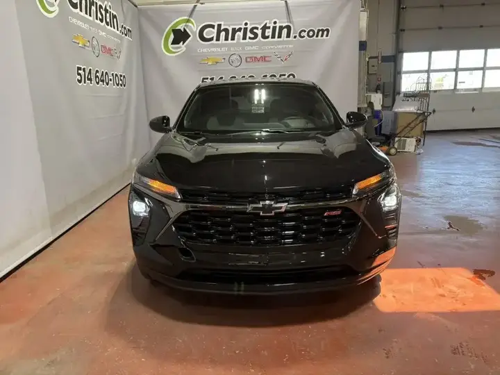 Chevrolet Trax 2026 photo 2
