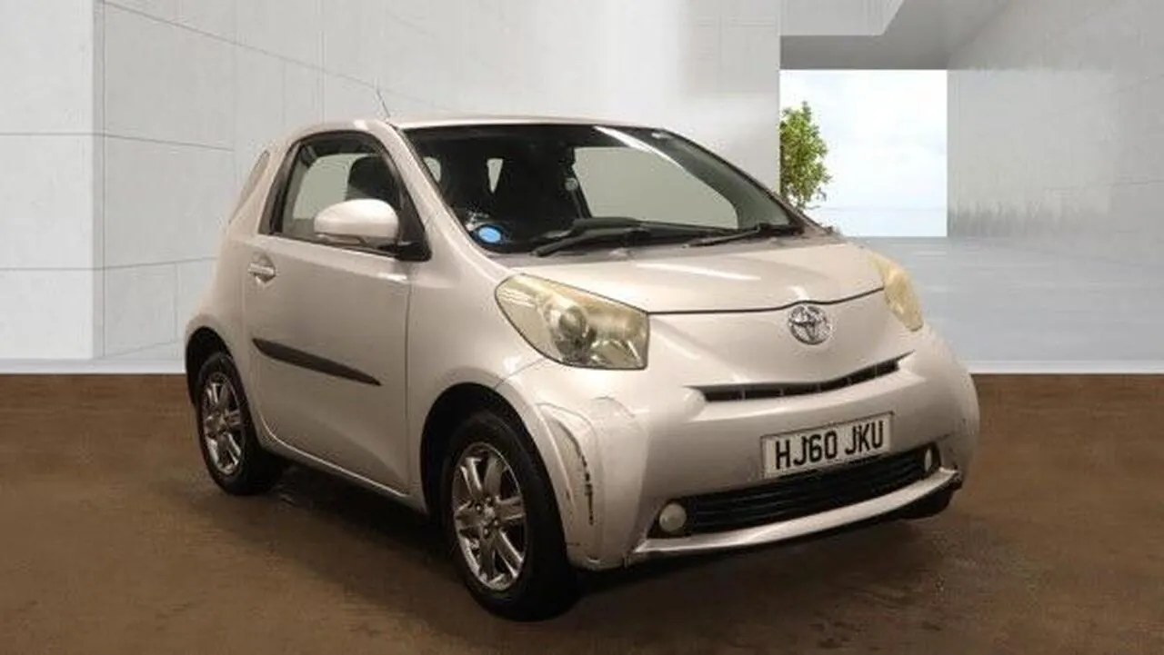 Toyota Iq