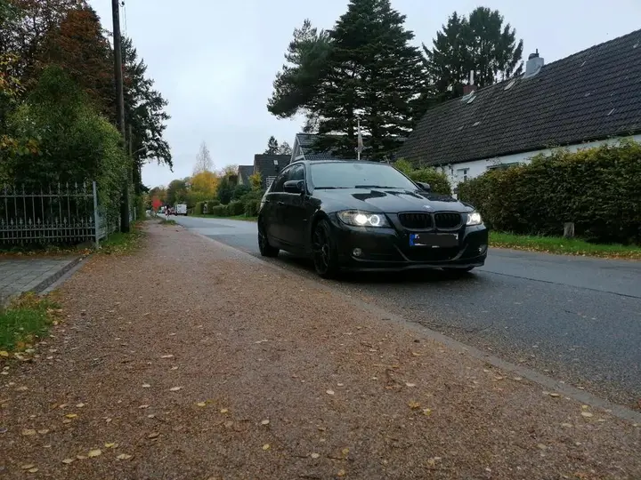 BMW E90