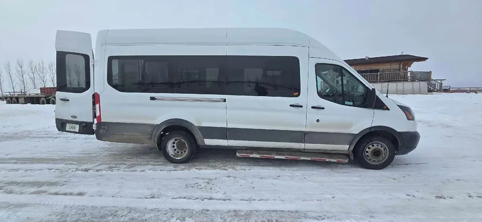 Ford Transit 2018 photo 2