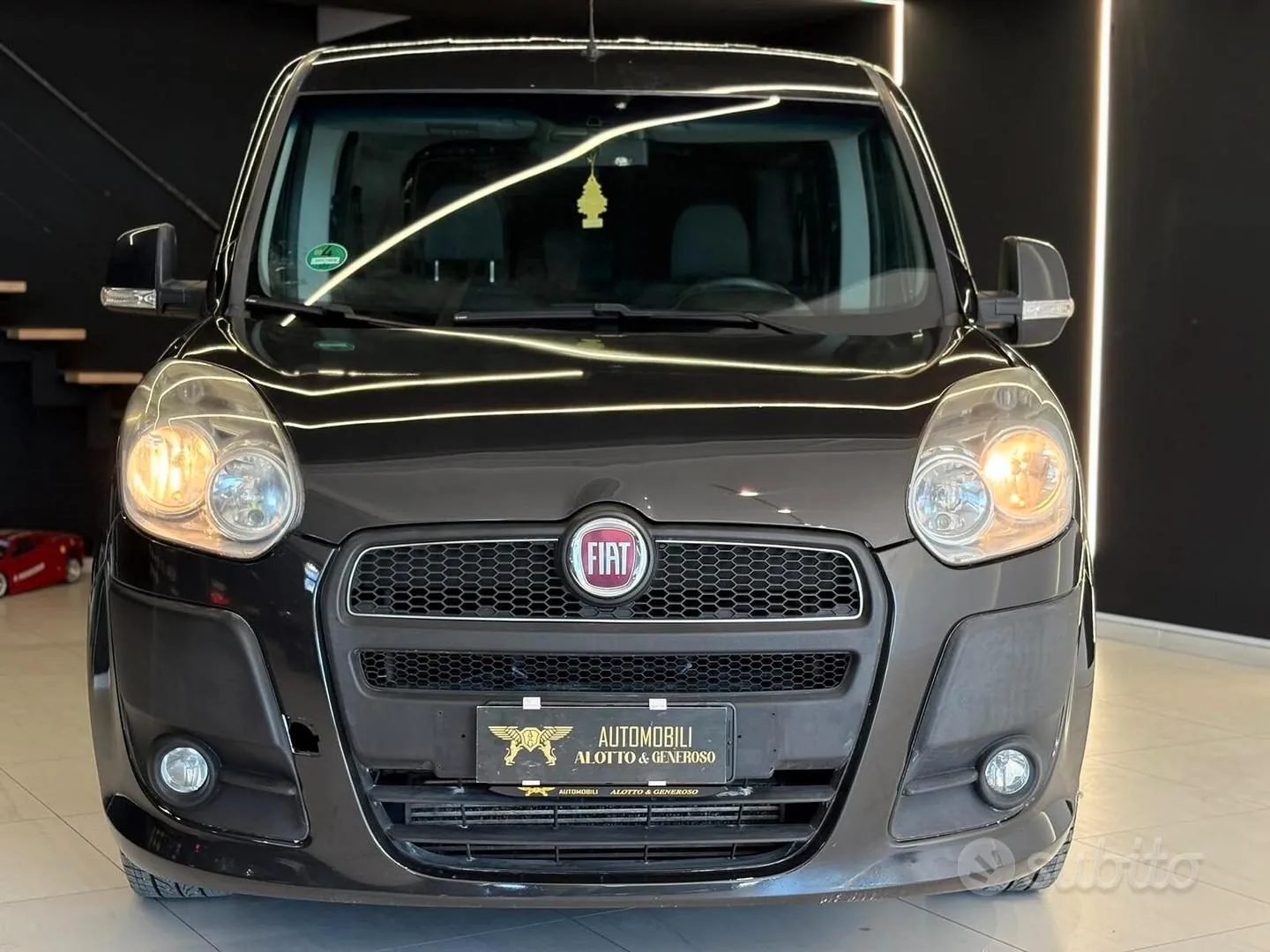 Fiat Doblo 2011 photo 3