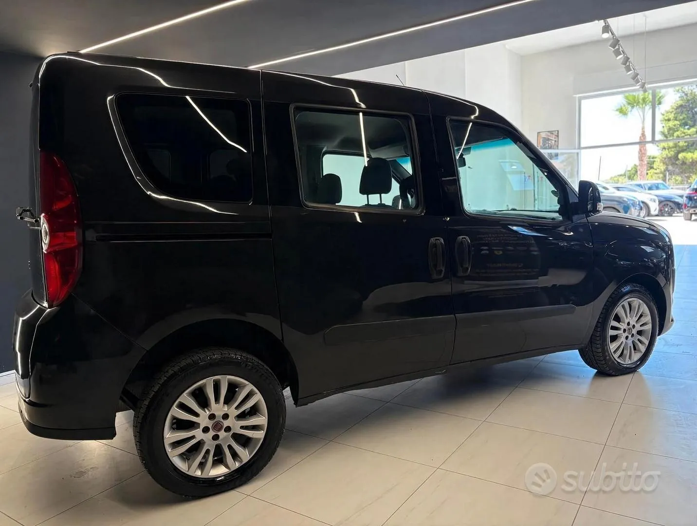 Fiat Doblo 2011 photo 5