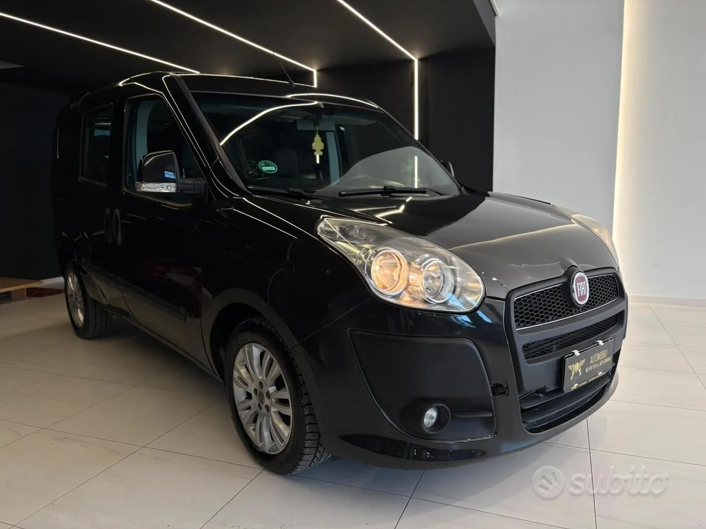 Fiat Doblo 2011 photo 4