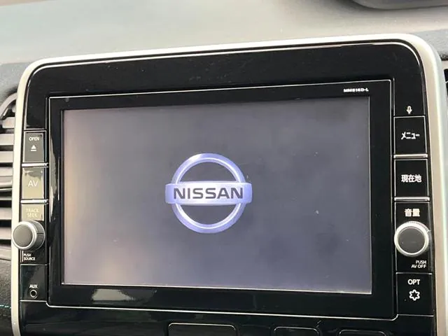 Nissan Serena 2016 photo 3
