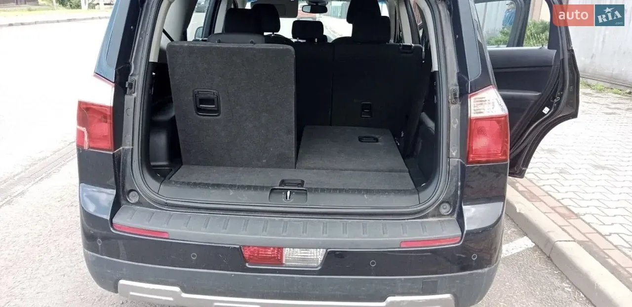 Chevrolet Orlando 2014 photo 2