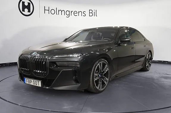BMW I7