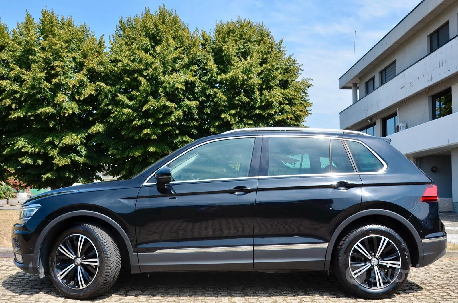 Volkswagen Tiguan 2017 photo 3