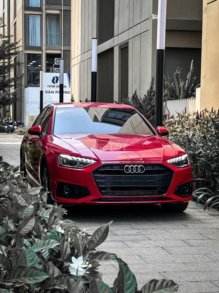 Hyundai A4
