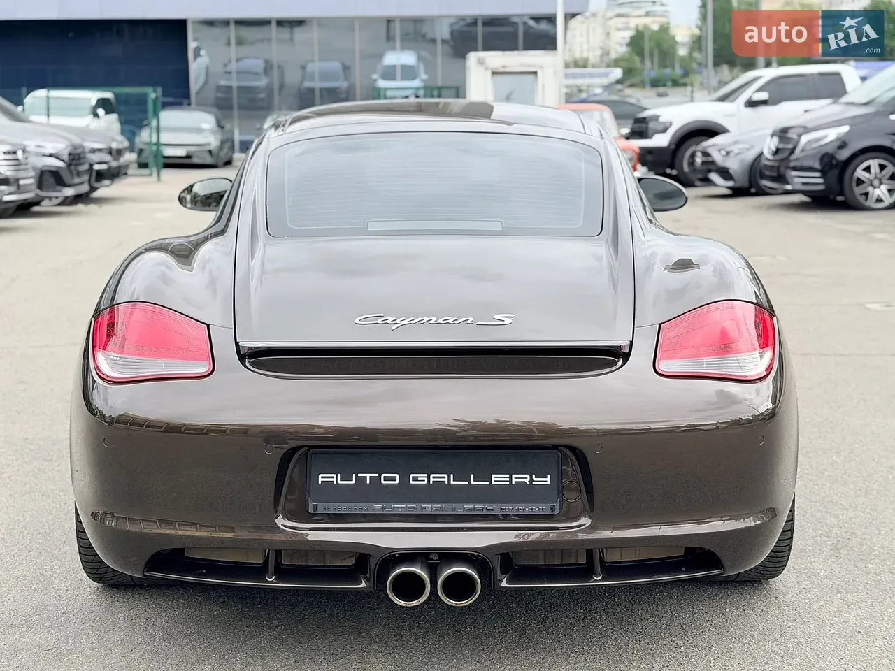 Porsche Cayman 2011 photo 2