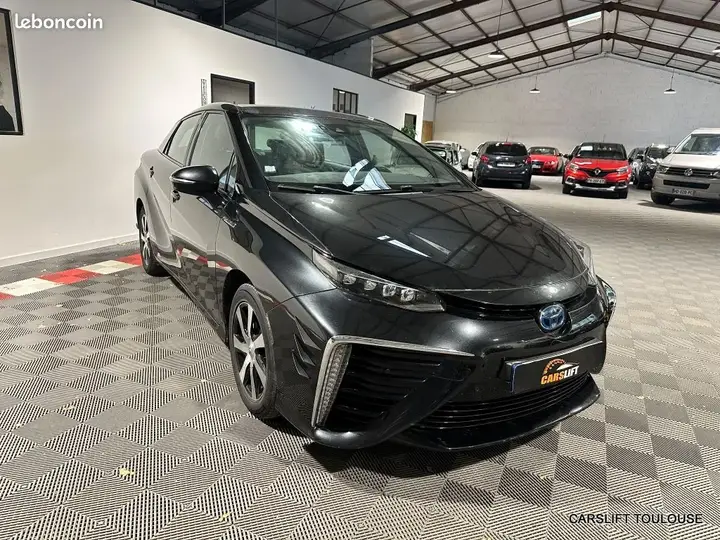 Toyota Mirai