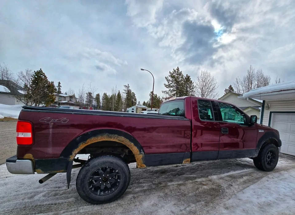 Ford F-150 2004 photo 2