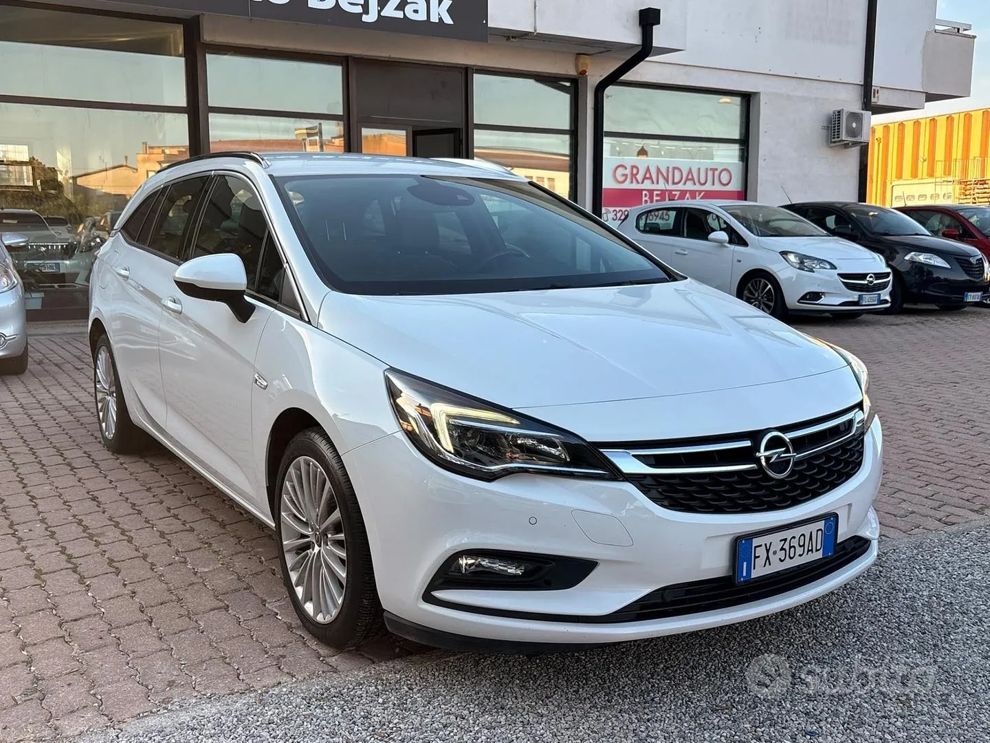 Opel Astra 2019 photo 3