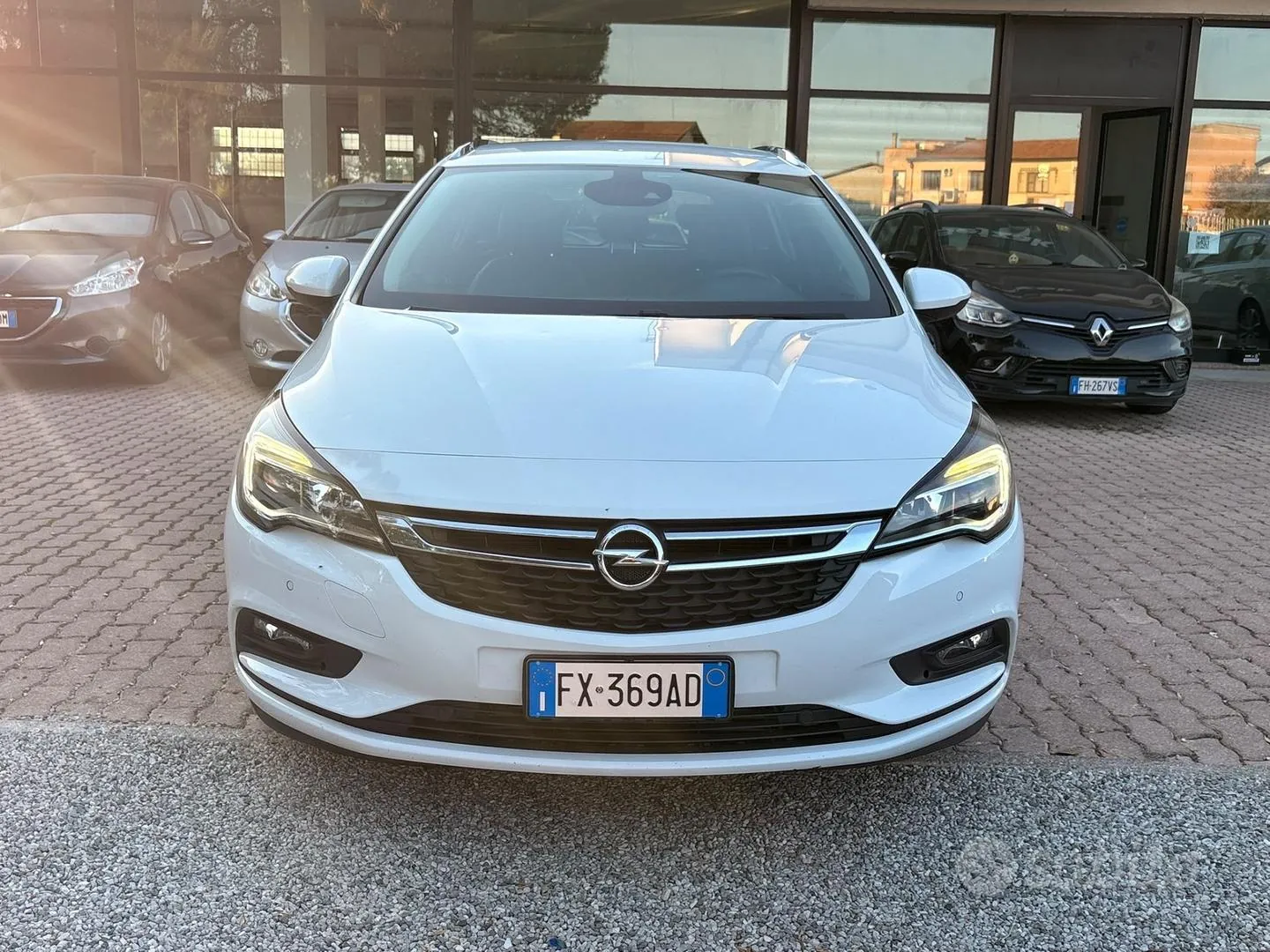 Opel Astra 2019 photo 2