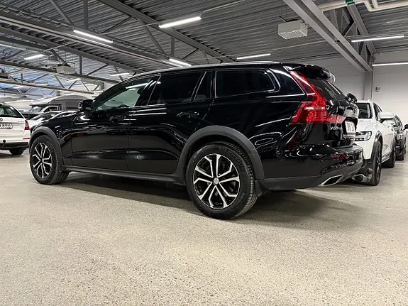 Volvo V60 Cross Country 2020 photo 3