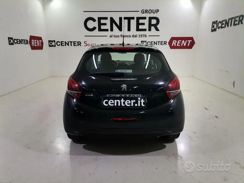 Peugeot 208 2017 photo 5