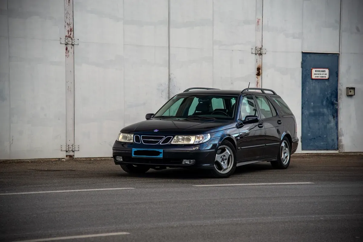 Saab 9-5 2003 photo 2