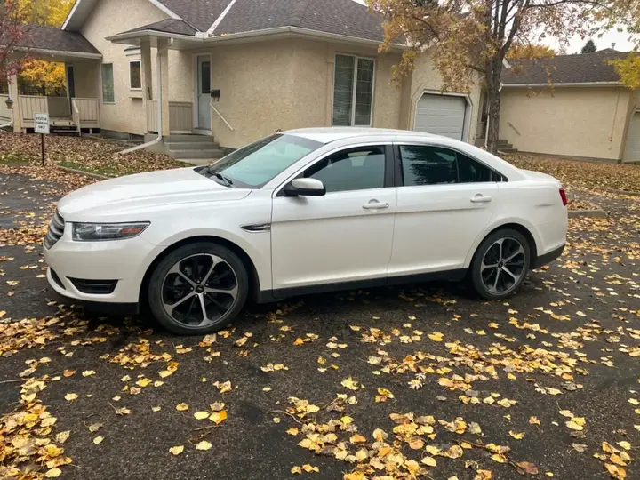 Ford Taurus