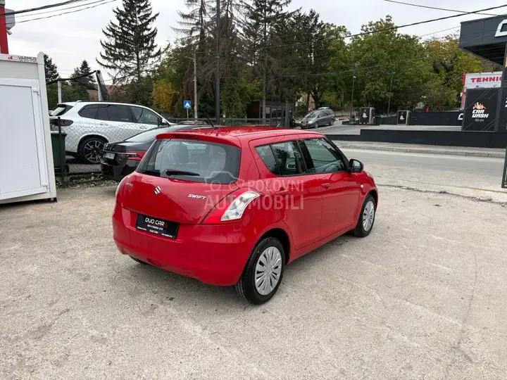 Suzuki Swift 2015 photo 5