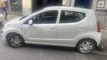 Nissan Pixo photo 3