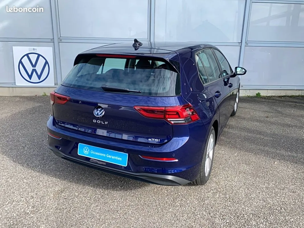 Volkswagen Golf 2024 photo 5