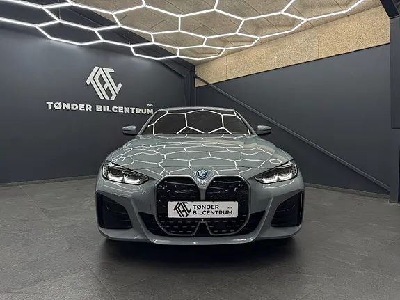 BMW I4 2024 photo 5