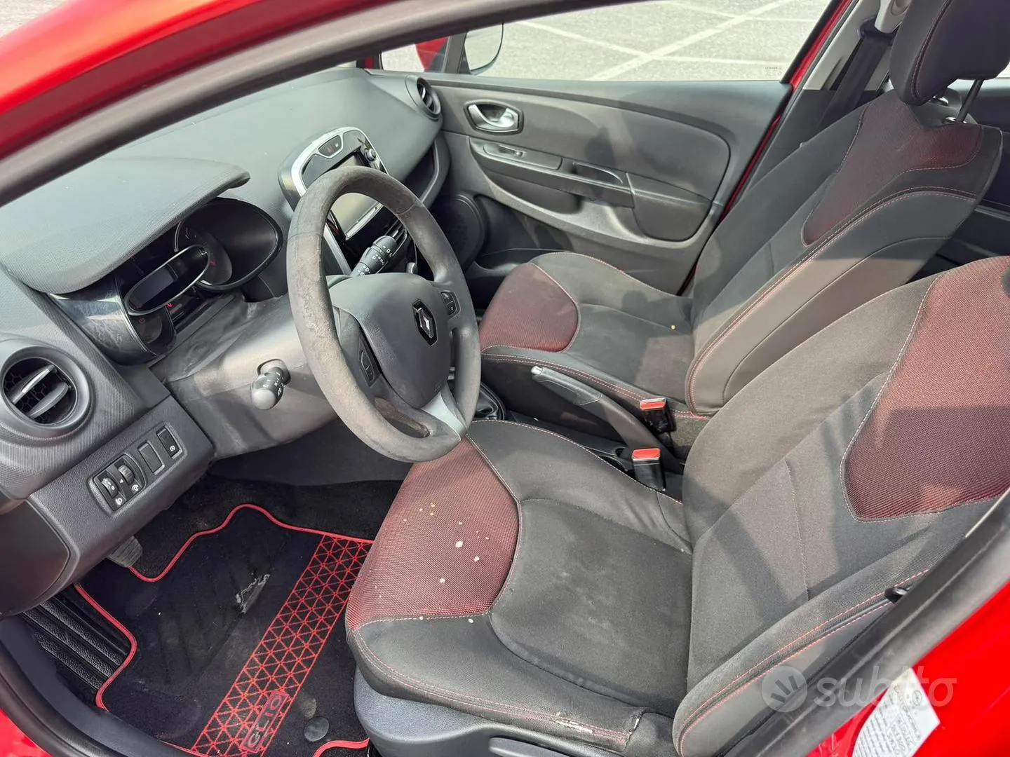 Renault Clio 2016 photo 3
