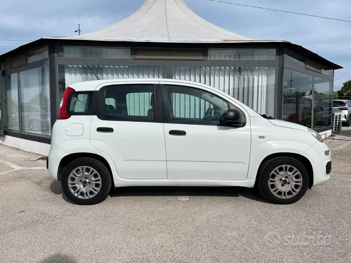 Fiat Panda 2015 photo 2