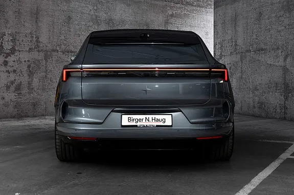Polestar 4 2025 photo 5