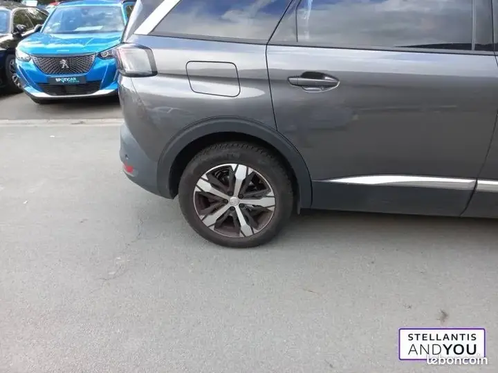 Peugeot 5008 2021 photo 4