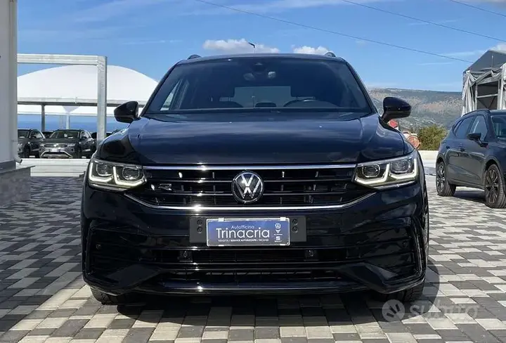 Volkswagen Tiguan 2024 photo 2