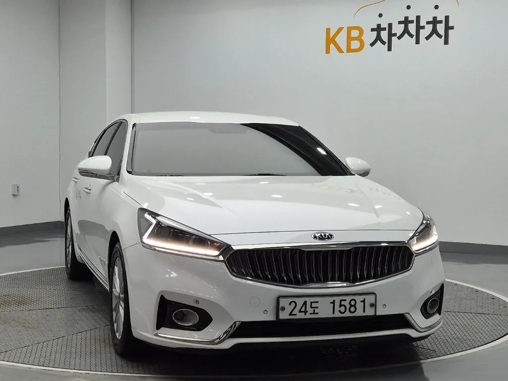 Kia K7 2018 photo 4