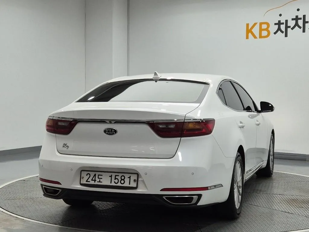 Kia K7 2018 photo 3