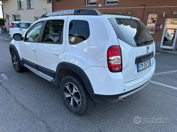 Dacia Duster 2017 photo 4