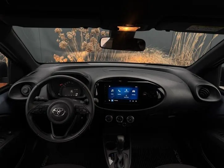 Toyota Aygo X 2025 photo 2