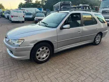 Peugeot 306
