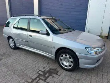 Peugeot 306 2001 photo 3