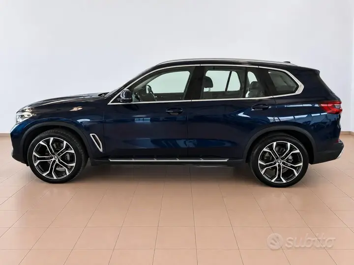 BMW X5 2023 photo 2