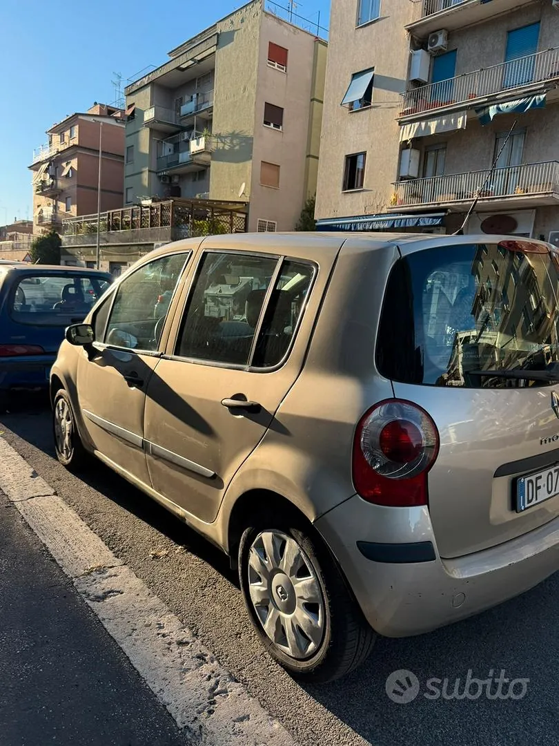 Renault Modus 2006 photo 2