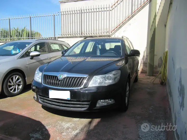 Skoda Octavia 2013 photo 2